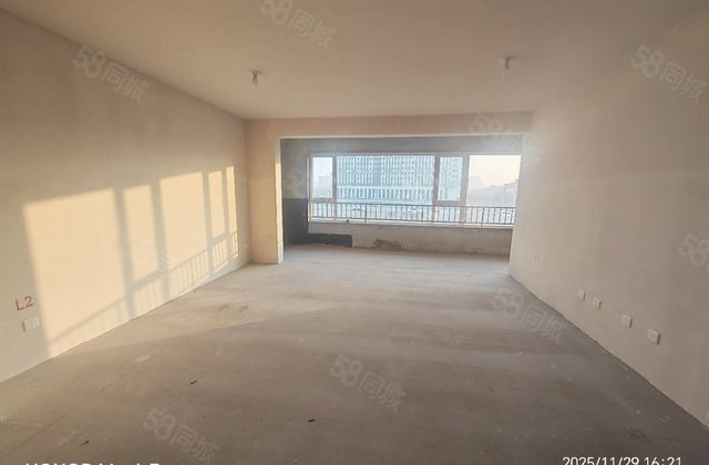 睿湖时代3室2厅131㎡123万二手房图片