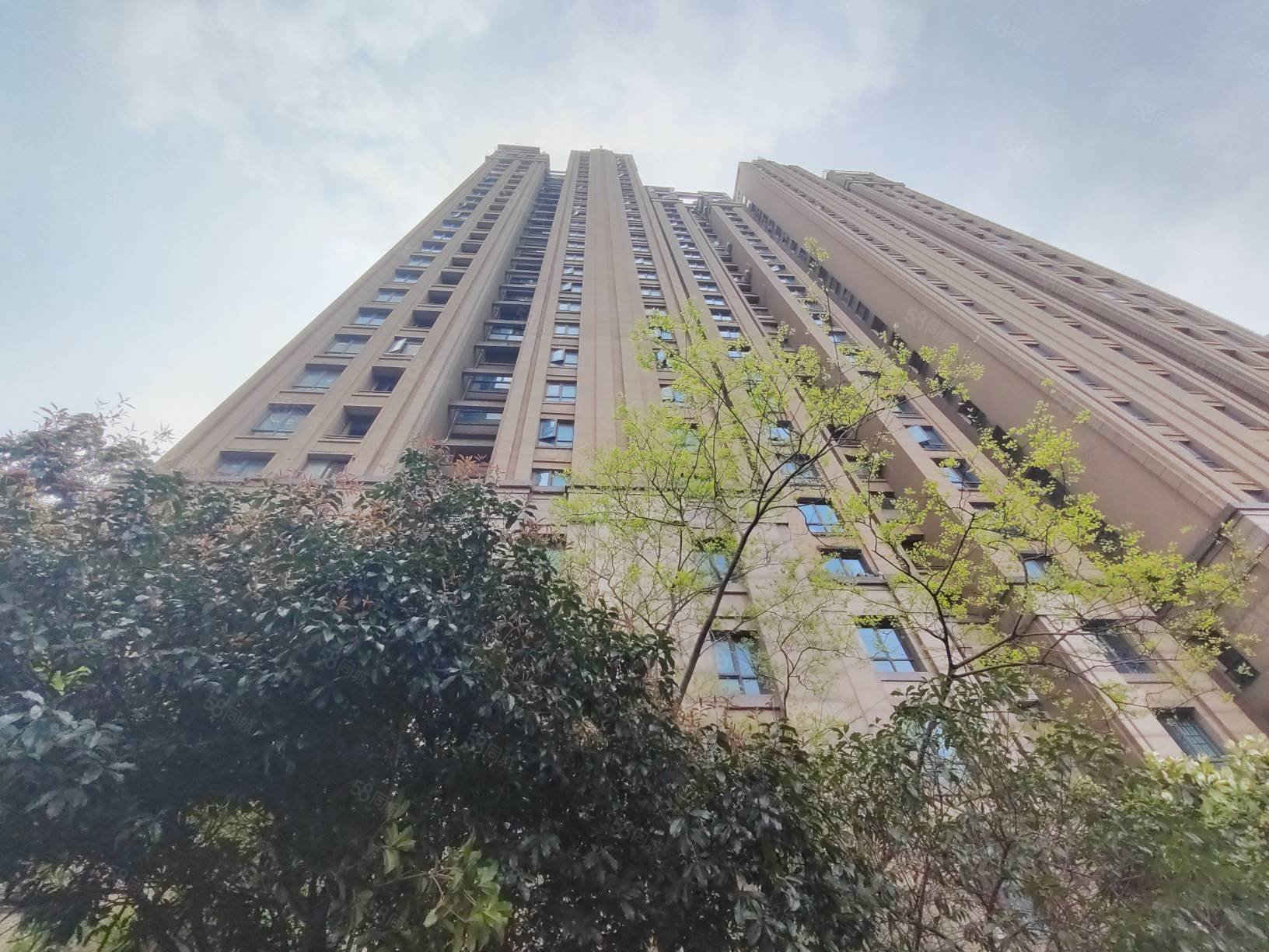 九江万达对面远洲九悦廷庐山国际不想麻烦出租便宜变现