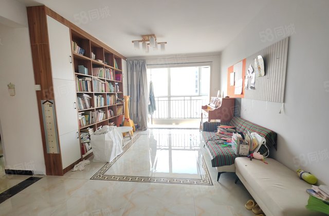 急售 新东方龙湾 精装三室 免大税 带储藏室 全明户型南北通