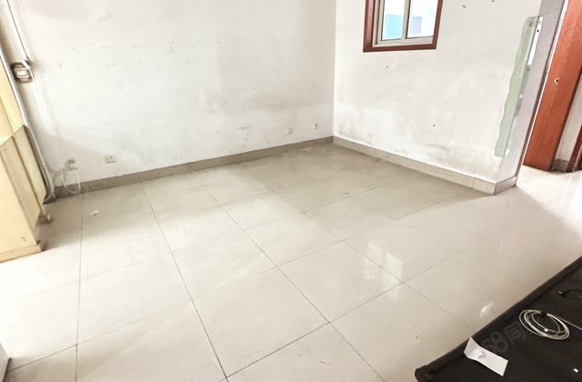 文轩 一中 外国语附近 文轩花园 好楼层 三居 停车方便