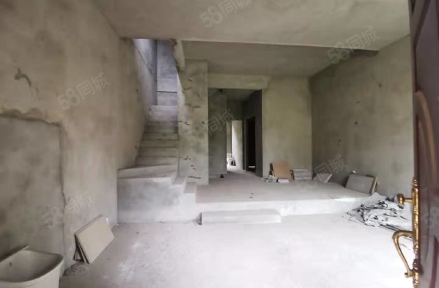 恒大金碧天下(别墅)3室2厅145㎡88万二手房图片