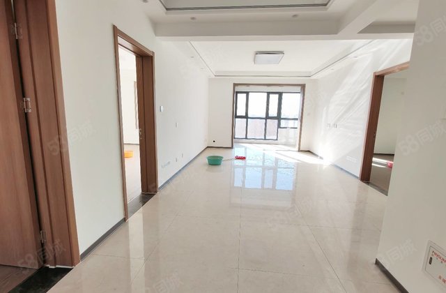 新一中 精装修 小高层双卫 翰林天悦 名筑印象  合适的一套