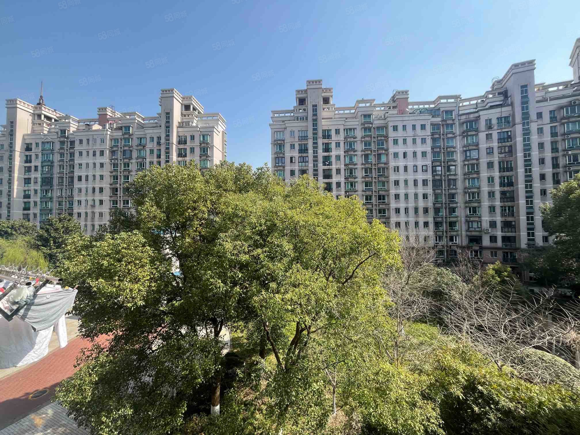 【10图】近期必卖,万邦都市花园,送50万精装,二期中间位置,南北通!