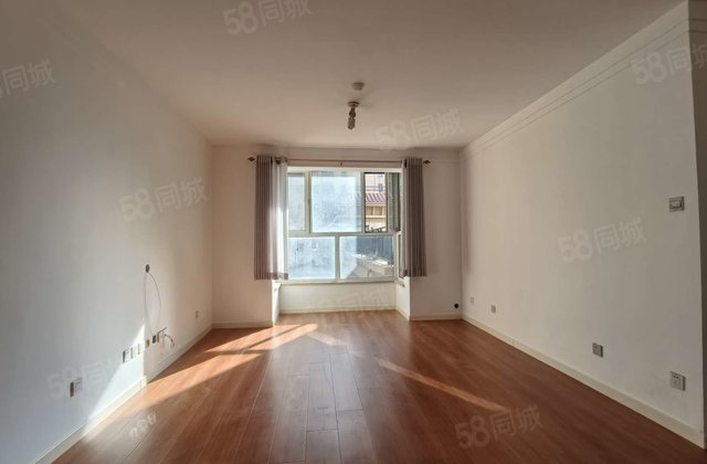 水印城3室2厅119㎡68万二手房图片