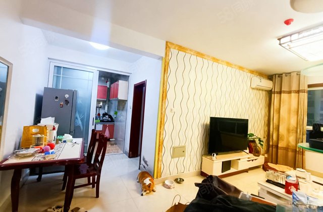 海润公园 建设路   好停车 全明户型中间楼层 有钥匙