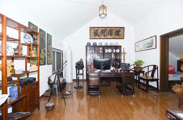 汇林阁东区3室3厅121.83㎡160万二手房图片