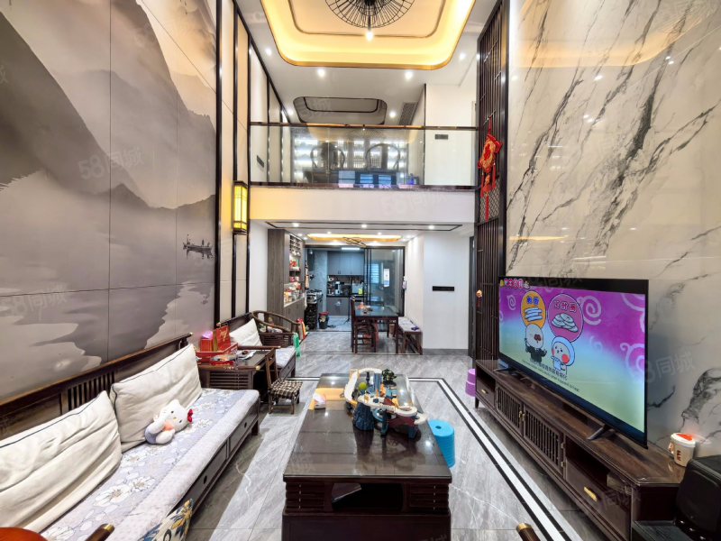 柳铁新城电梯豪装中层楼中楼全屋装修花费80多捆看房方便