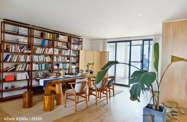 南苑B区4室2厅203.01㎡700万二手房图片