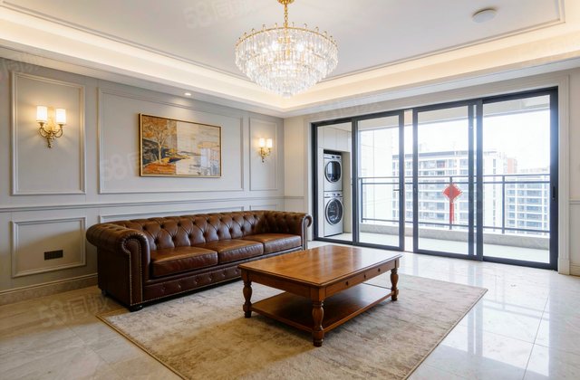 万科星光都会3室2厅103.4㎡125万二手房图片