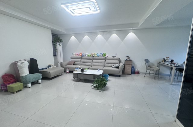 急售 水岸新城 香格里精装修 送大车库 价格可谈新城邦