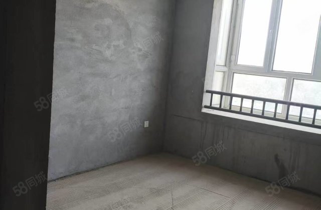新海未来城4室2厅128㎡52万二手房图片