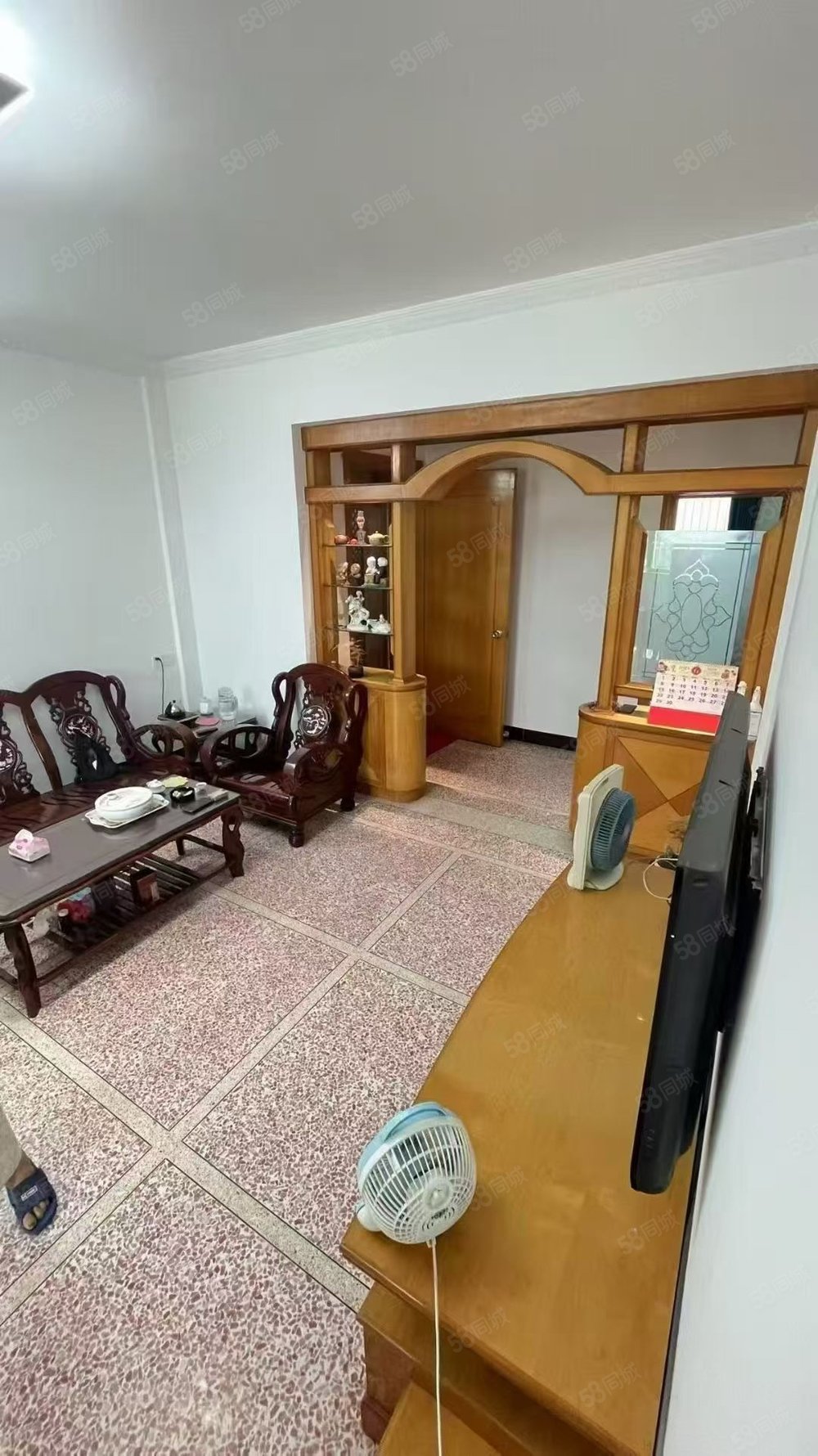 西荣路小区3室2厅1卫95㎡南北32万