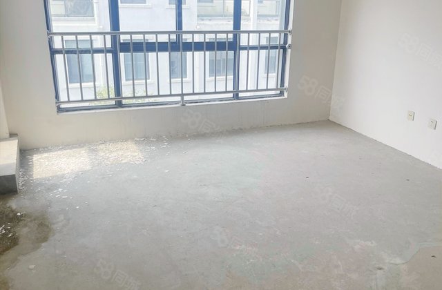 御尊华庭(别墅)5室2厅311.31㎡300万二手房图片