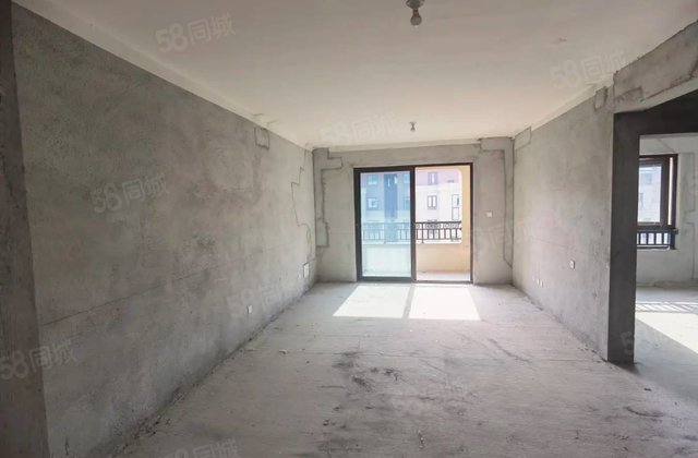 优步花园(三期)4室2厅167㎡75万二手房图片
