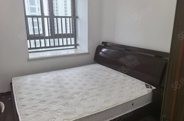 中骏宝龙广场3室2厅89㎡130万二手房图片