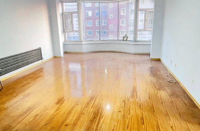 怡通家园3室2厅138㎡135万二手房图片