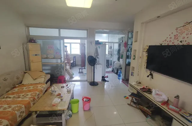 锦绣花园 高楼层采光充足 南北通透 近医院 商业配套齐全