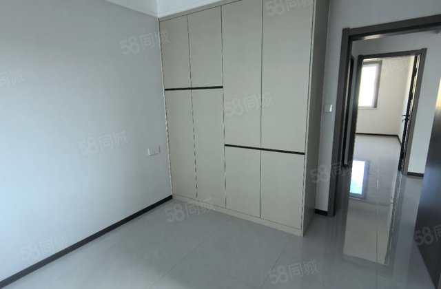 万晟国际广场2室2厅95㎡48.8万二手房图片