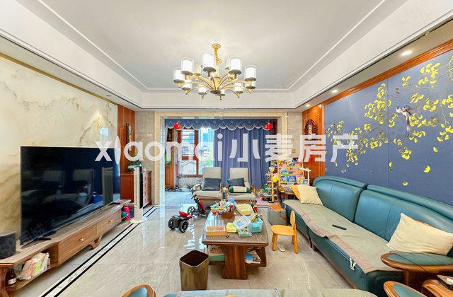 三盛托斯卡纳5室2厅170㎡178万二手房图片