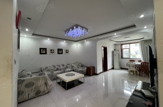 急售 山水文园 电梯洋房精装修 正三室 带车储 看房方便