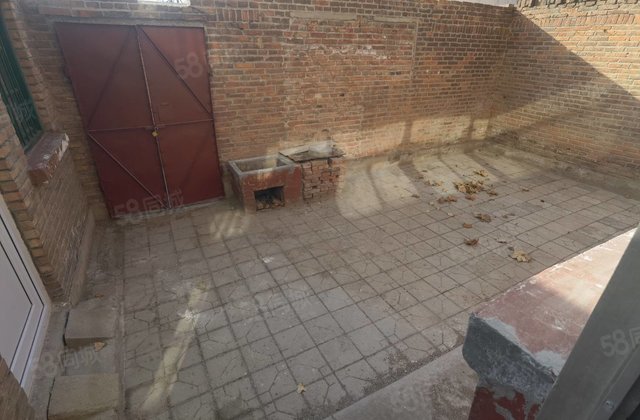 三中门口北顺   东昌中学 三居室朝阳双阳台精装免大税