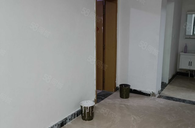 龙凤盛世名城2室2厅96㎡27万二手房图片