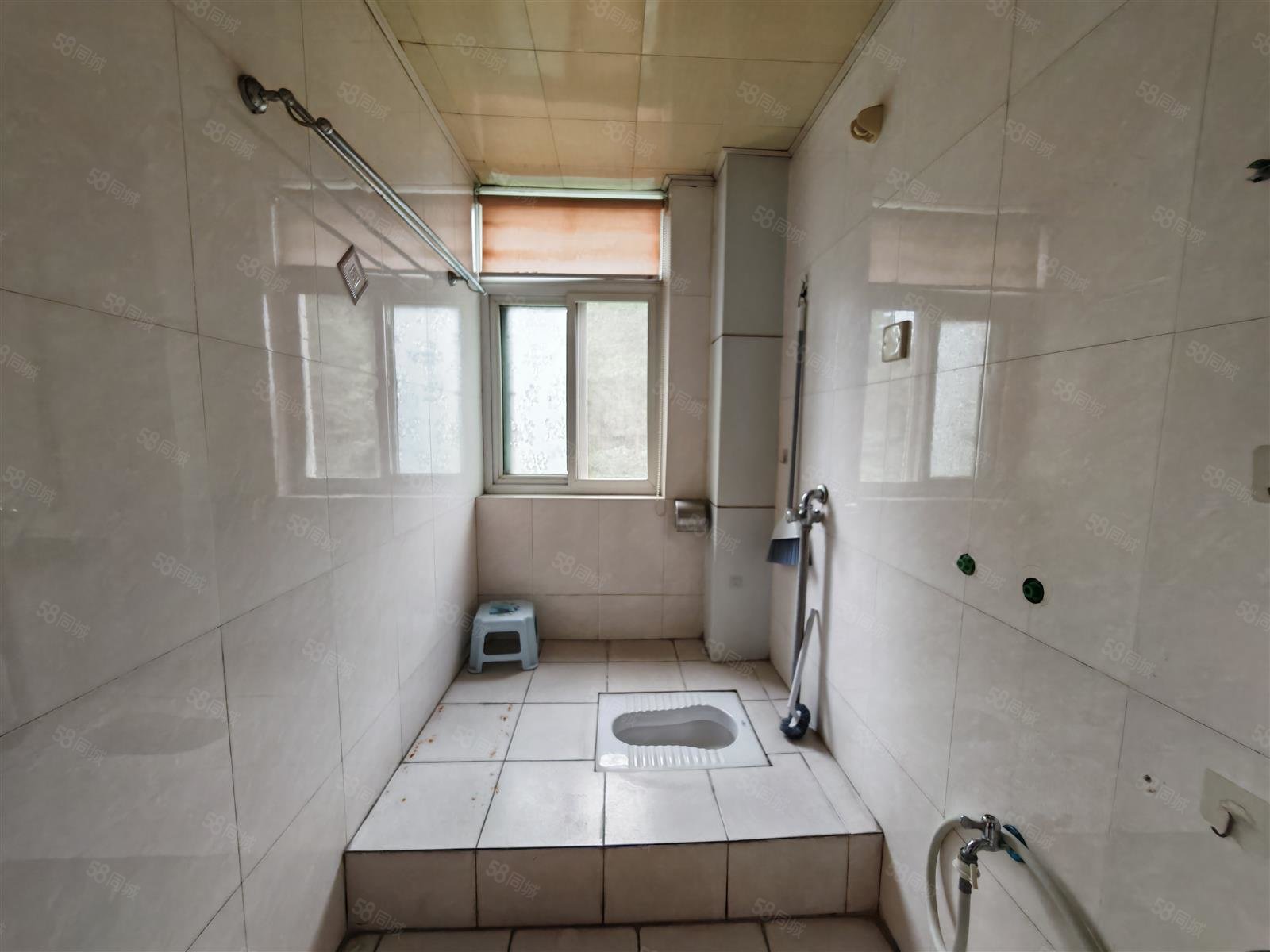 维多利亚3室2厅2卫135㎡南北79.8万