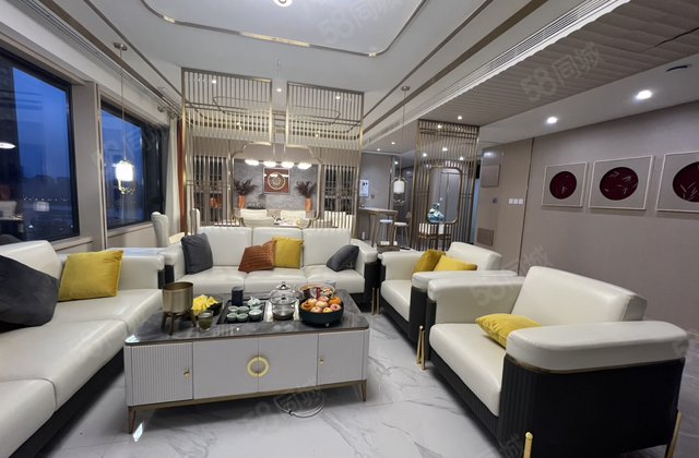 带豪华装修大平层，南向7.2超宽客厅业主急售赔100万