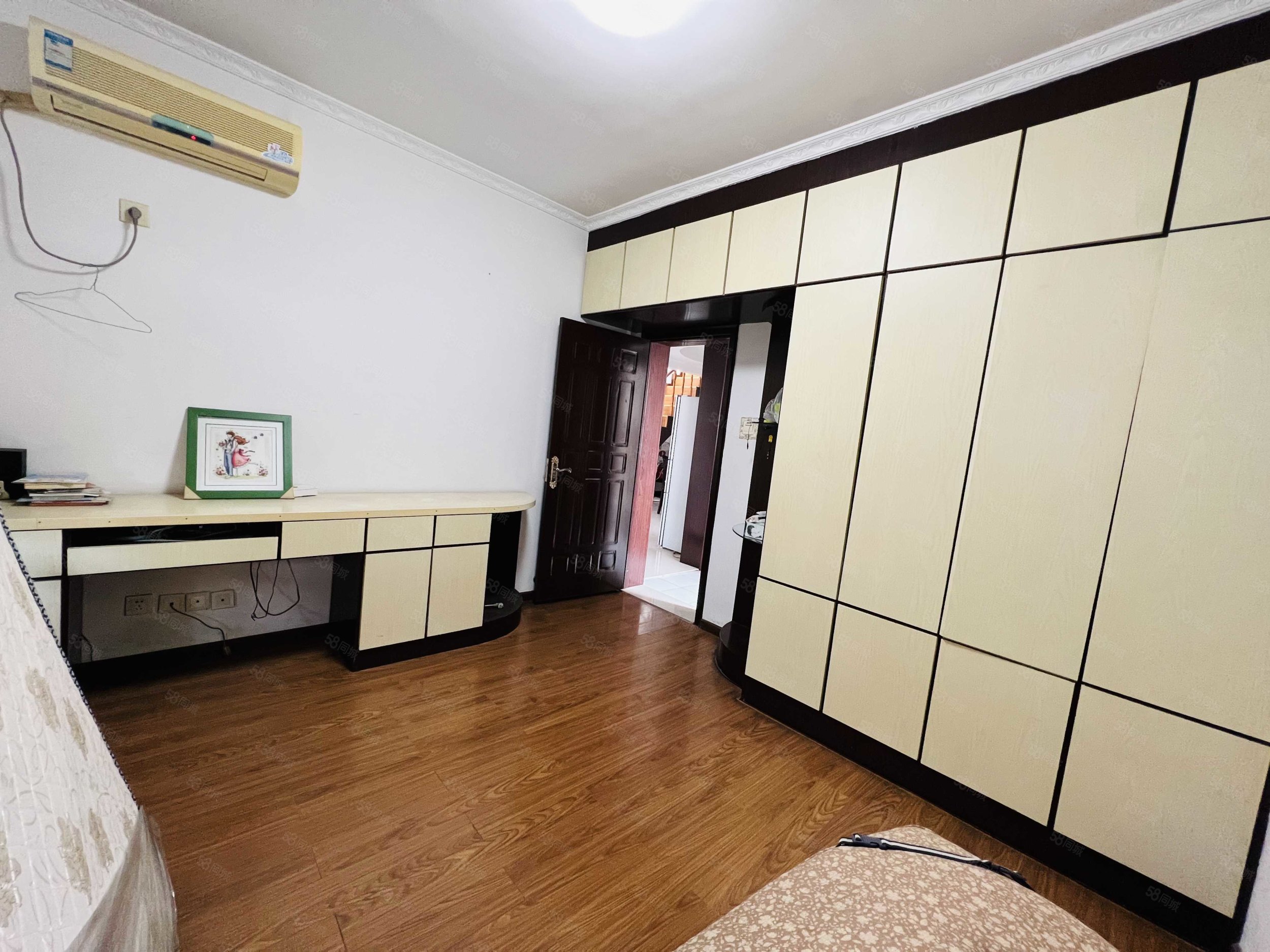 丰水源清华苑6室2厅3卫200㎡南北85万