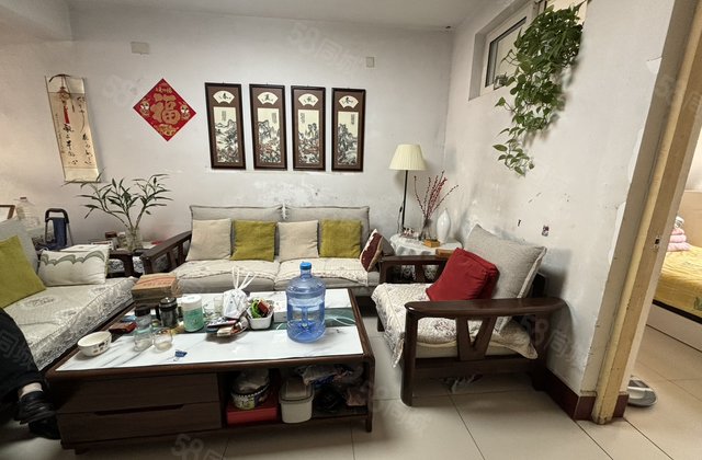 一楼三室！性价比首位！多车位带储！柳泉花园金城湖北绿城！急卖