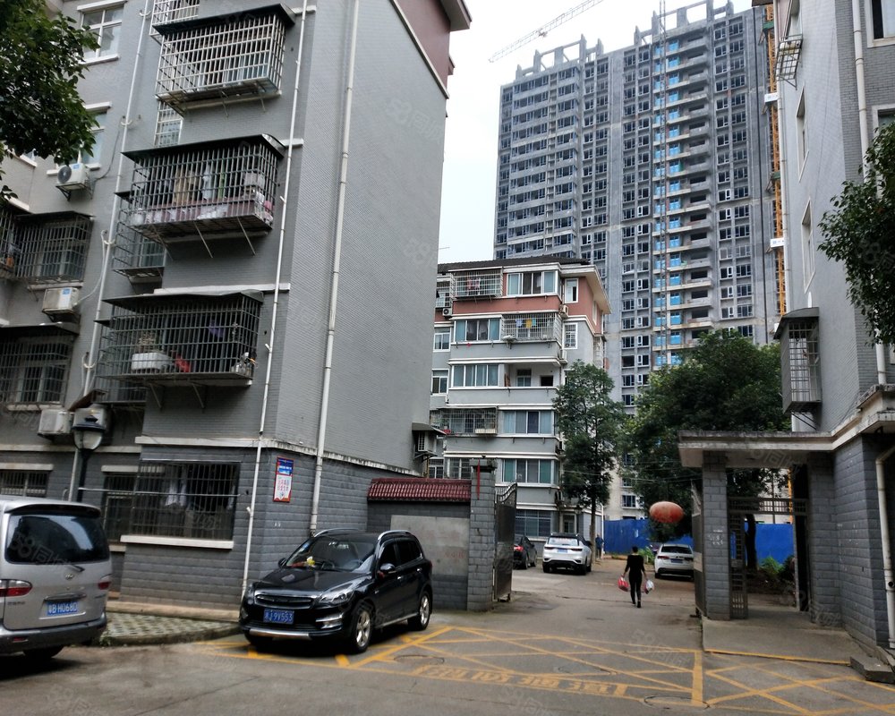 德政园二期保障房小区