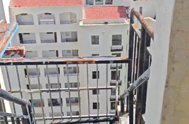 四季春天温泉小镇2室1厅76.51㎡37万二手房图片