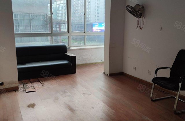 省建苑5室2厅163.9㎡138万二手房图片