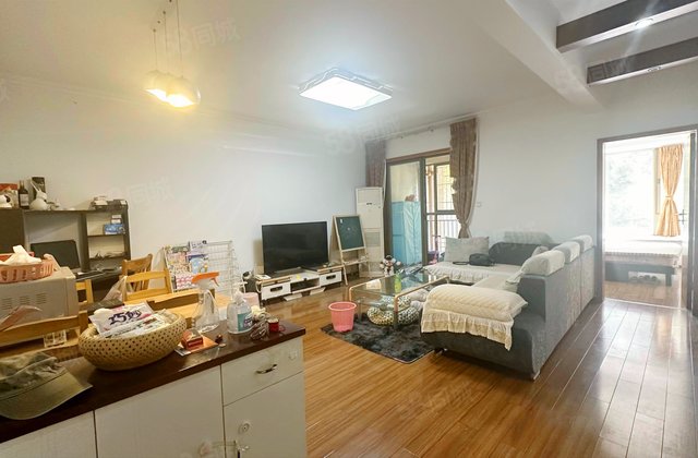 万科加州湾2室1厅80.21㎡135万二手房图片