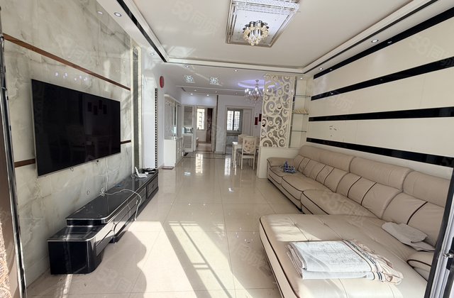 四叶草 免大税车位储 小高层 东昌东校旁东昌中学东昌丽都