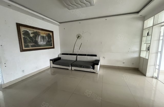 急售！妇幼阳光实验电梯房，三室中间楼层无遮挡采光好，价格可谈