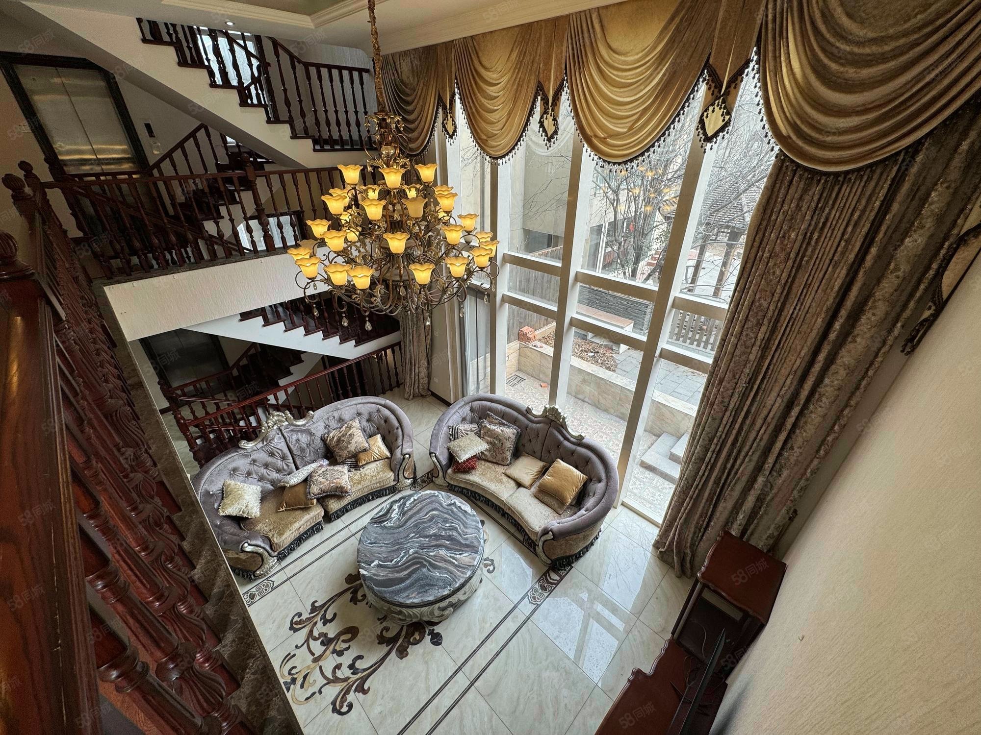 澳景園5室3廳4衛(wèi)475.78㎡南北1999萬