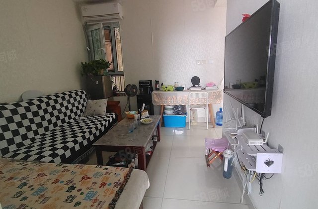 羡林苑 精装两室 带储藏室 中间楼层