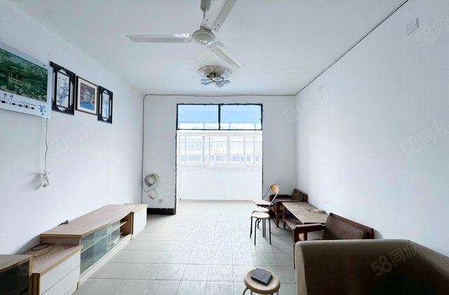 长柏路256号院4室2厅127.7㎡62万二手房图片