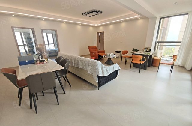 永昌沁园4室2厅146㎡72.6万二手房图片