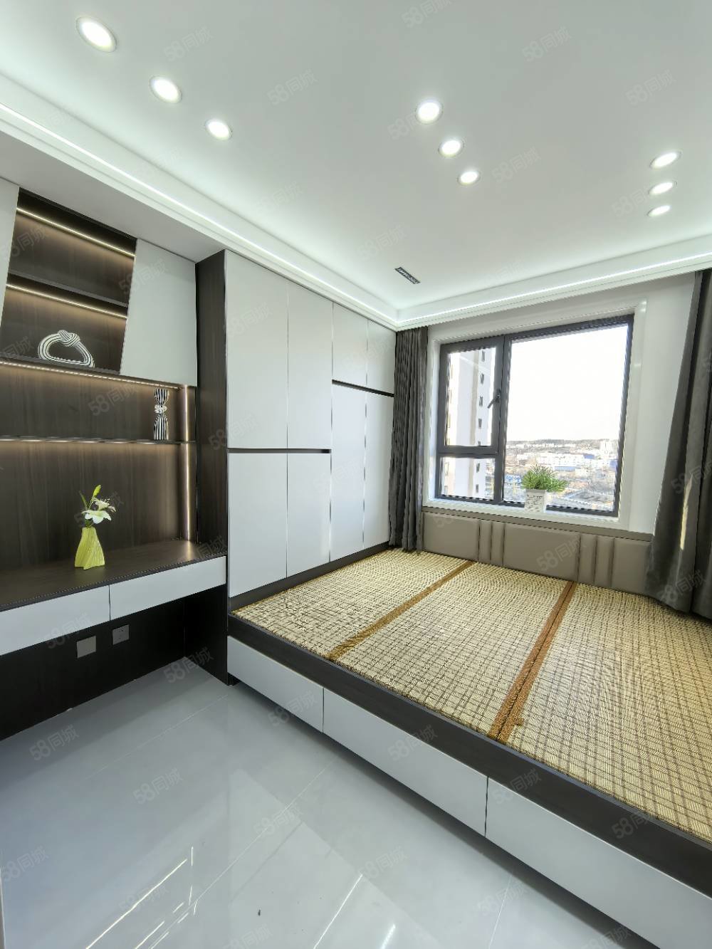 星河万源蓝湾3室2厅2卫133.36㎡南北73.8万