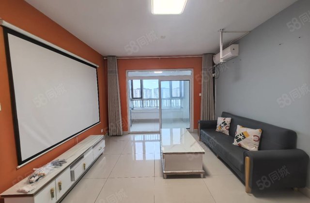 万达北邻 五中 缤纷日月城 精装修 三室两厅一卫 储藏室车位