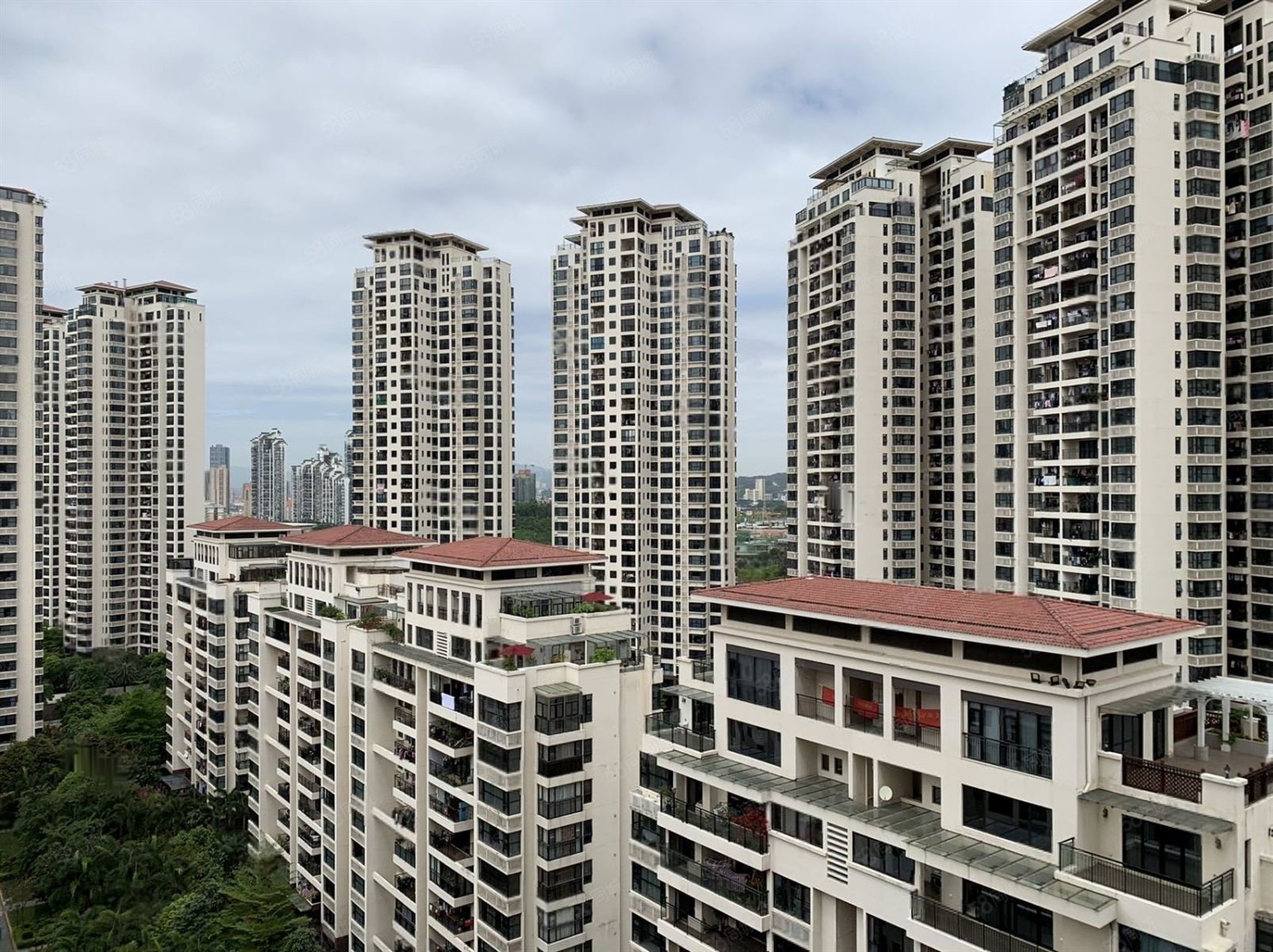 【10图】香山湖旁 518万买华发四季3室保养好 中高层 景观无遮挡,华发