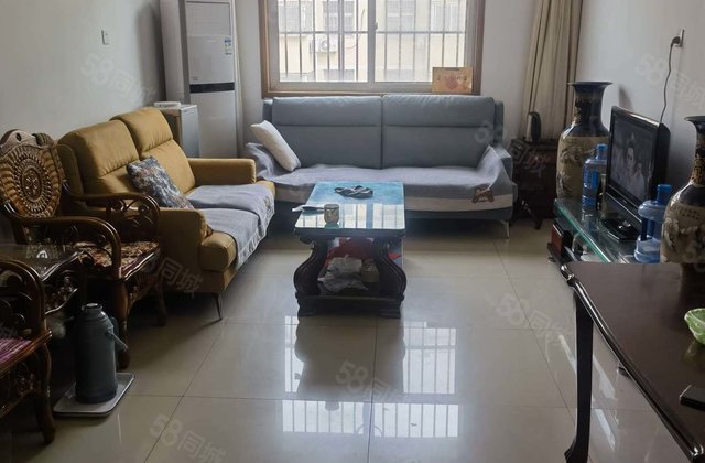 急售，名人苑二期 产权清晰 商业配套成熟 南向采光好 楼层好