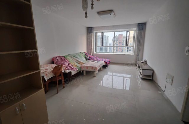 真实在售 急售 带储藏室    书香东郡 看房方便