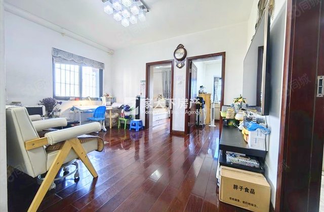 凤湖新城一区2室2厅67.14㎡109万二手房图片