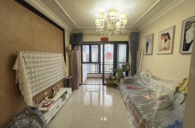 文轩本部，恒大名都，精装修两室两厅一卫，户型方正南北通透