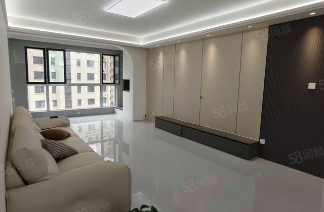 城投书香名苑3室2厅131㎡62.8万二手房图片