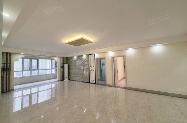 东南片区 大平层 改善看这套，住着真舒服