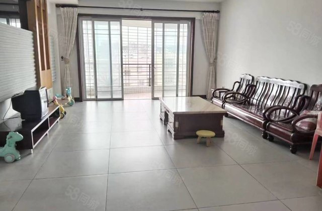 嘉福花园4室2厅185㎡65万二手房图片